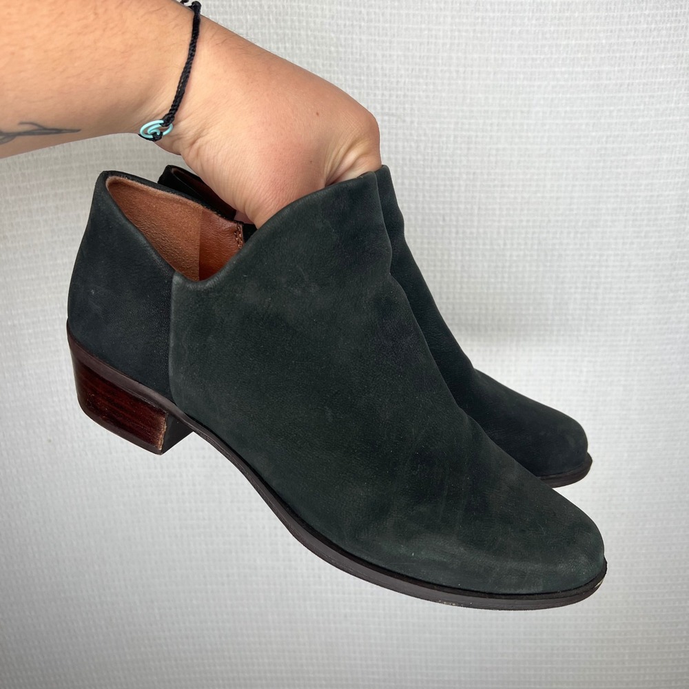 Lucky Brand Basel Black Nubuck Leather Ankle Booties Whipstitch Detail Size 8M